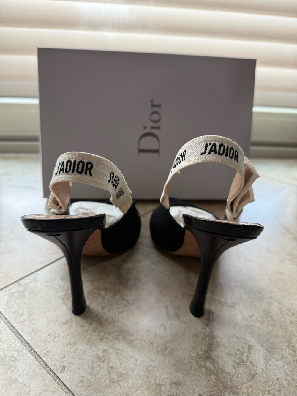 Dior J'Adior Slingback Pump
Black Technical Fabric size 39 - Picture 3 of 7
